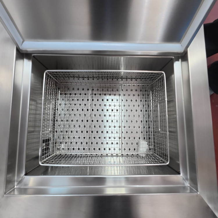 Desktop Medical Boiling Disinfector