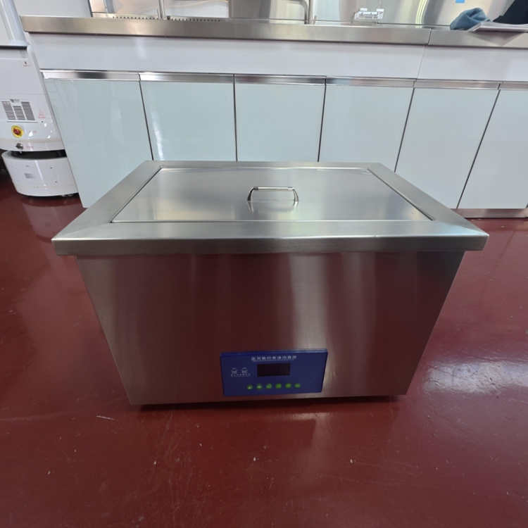 Medical sterilizer with touch screen and programmable cycles – desktop type