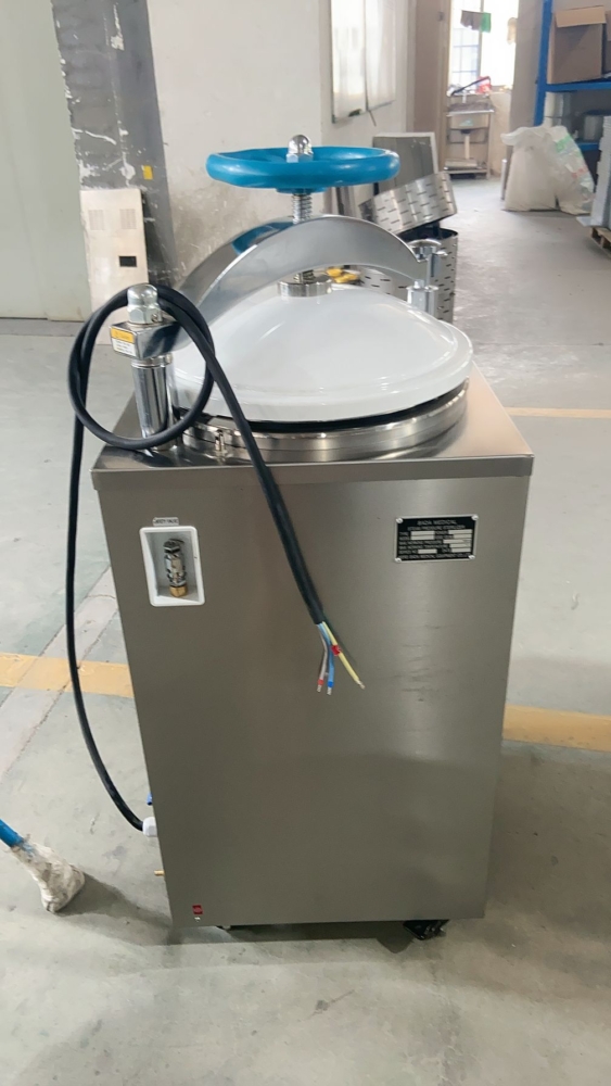 VA-SD75 Vertical Autoclave with Digital Display and Stainless Steel Construction
