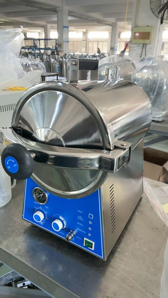 Close-up of TS-B24’s digital display and user-friendly controls